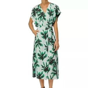 Equipment Green Bijou Palm Print Midi Dress, 100% silk, belted, V-Neck Size‎ 2